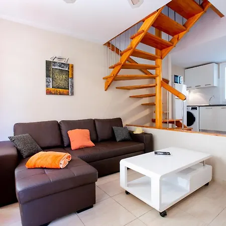 Costa Adeje Cortijo 4-6 아파트