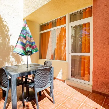 Apartment Costa Adeje Cortijo 4-6 *