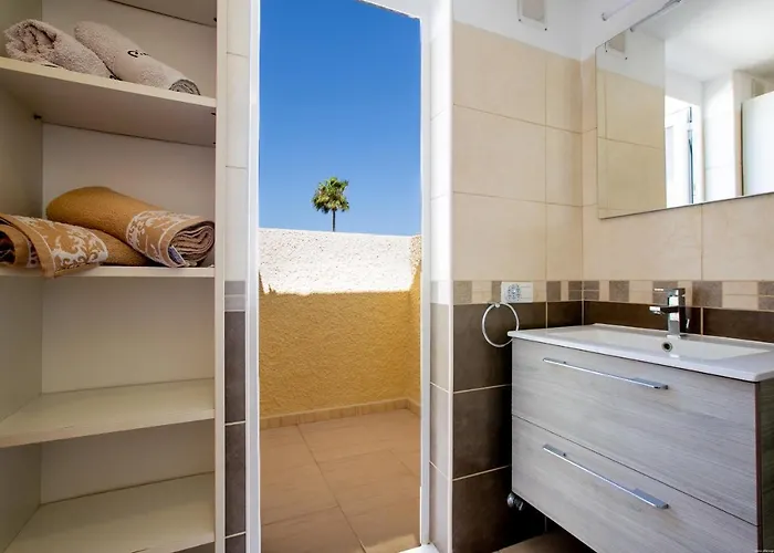 Costa Adeje Cortijo 4-6 Playa de las Américas