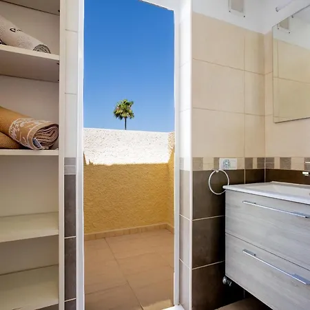 Costa Adeje Cortijo 4-6 Playa de las Américas